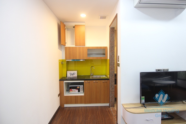A new and modern studio for rent in Xuan Dieu, Tay Ho, Ha Noi